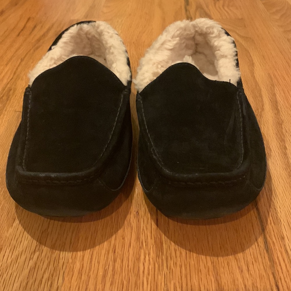 Men’s UGG Ascot Slippers Black